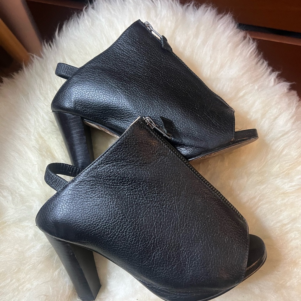 Opening Ceremony Black Leather Mules Size 7 - Picture 3 of 4
